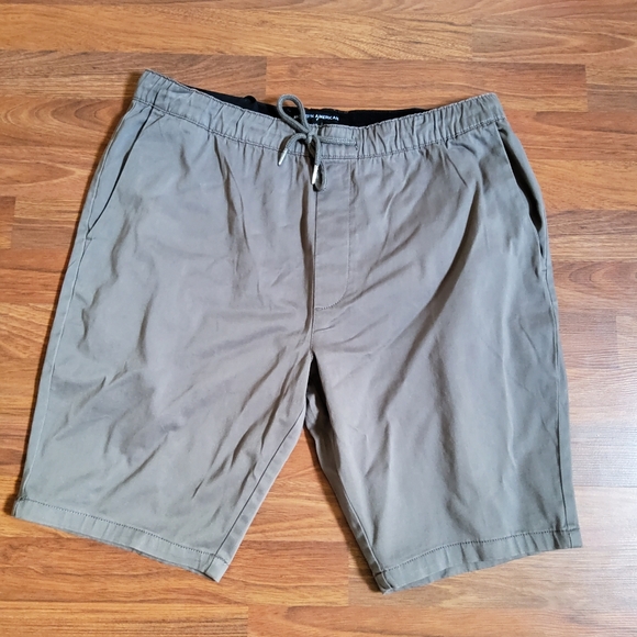 Modern American Men's Lockdown Pull On Chino Khaki Shorts Size XL Grey New - Picture 2 of 8